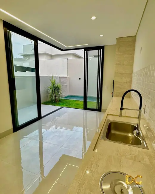 Casa de Condomínio com 3 quartos à venda, 147m2 em Cuiaba - MT - imagem 3 Foto 3 de Casa de Condomínio com 3 quartos à venda, 147m2 em Cuiaba - MT