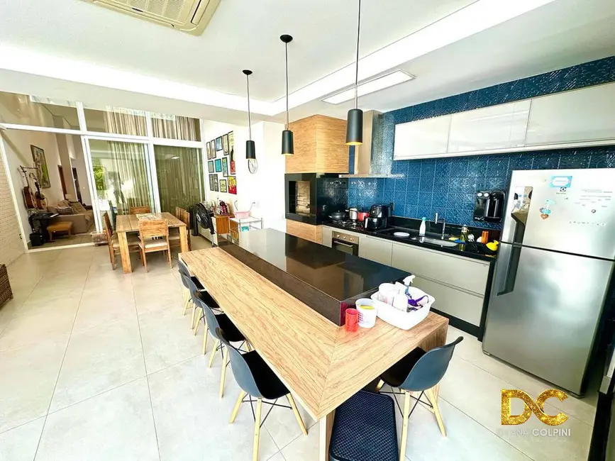 Casa de Condomínio com 3 quartos à venda, 359m2 em Jardim Imperial, Cuiaba - MT - imagem 5 Foto 5 de Casa de Condomínio com 3 quartos à venda, 359m2 em Jardim Imperial, Cuiaba - MT