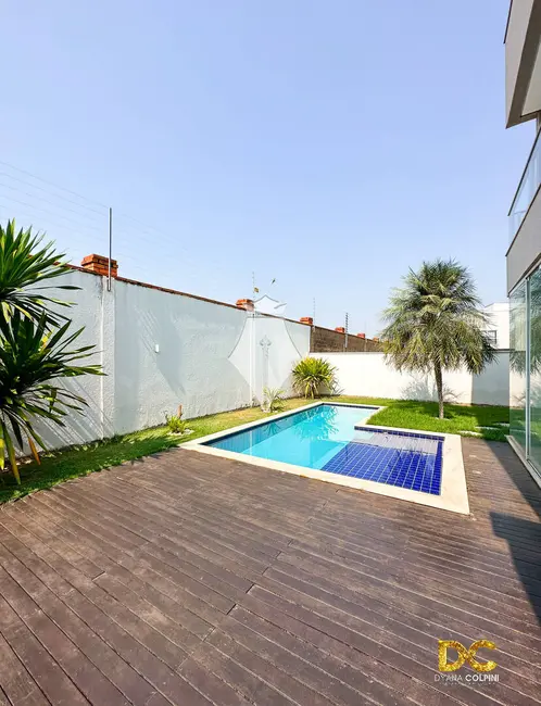 Foto 6 de Casa de Condomínio com 4 quartos à venda, 329m2 em Jardim Itália, Cuiaba - MT