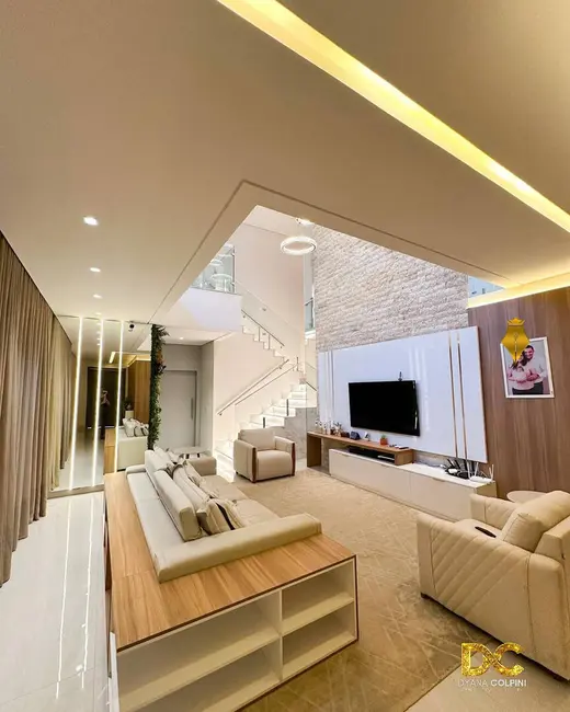 Foto 2 de Casa de Condomínio com 4 quartos à venda, 297m2 em Cuiaba - MT