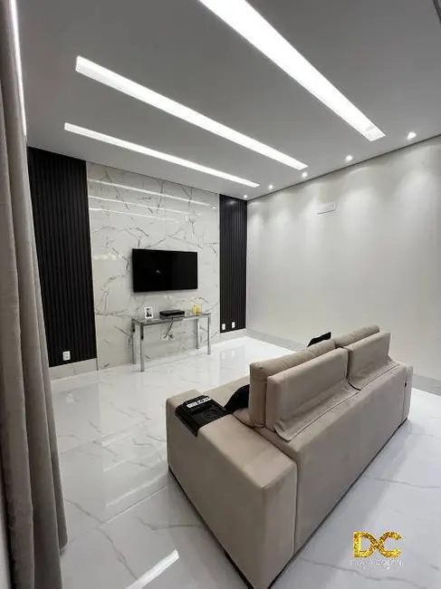 Casa de Condomínio com 3 quartos à venda, 225m2 em Cuiaba - MT - imagem 4 Foto 4 de Casa de Condomínio com 3 quartos à venda, 225m2 em Cuiaba - MT