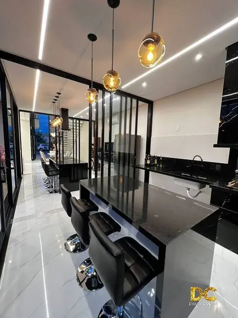 Casa de Condomínio com 3 quartos à venda, 225m2 em Cuiaba - MT - imagem 7 Foto 7 de Casa de Condomínio com 3 quartos à venda, 225m2 em Cuiaba - MT