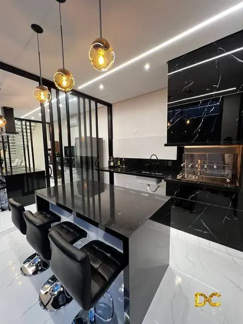 Casa de Condomínio com 3 quartos à venda, 225m2 em Cuiaba - MT - imagem 6 Foto 6 de Casa de Condomínio com 3 quartos à venda, 225m2 em Cuiaba - MT