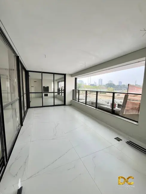 Apartamento com 3 quartos à venda, 238m2 em Popular, Cuiaba - MT - imagem 4 Foto 4 de Apartamento com 3 quartos à venda, 238m2 em Popular, Cuiaba - MT