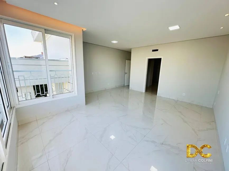 Foto 8 de Casa de Condomínio com 4 quartos à venda, 393m2 em Ribeirão do Lipa, Cuiaba - MT