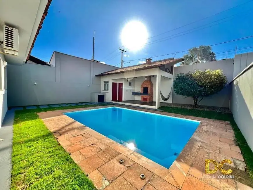 Casa de Condomínio com 3 quartos à venda, 212m2 em Jardim Itália, Cuiaba - MT - imagem 4 Foto 4 de Casa de Condomínio com 3 quartos à venda, 212m2 em Jardim Itália, Cuiaba - MT