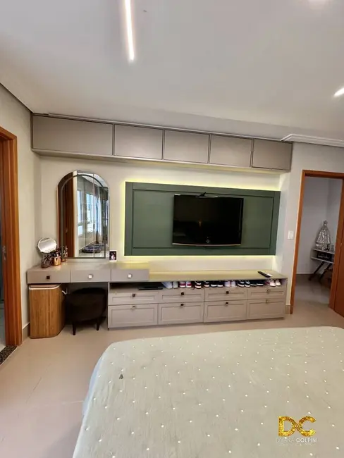 Casa de Condomínio com 2 quartos à venda, 130m2 em Ribeirão do Lipa, Cuiaba - MT - imagem 2 Foto 2 de Casa de Condomínio com 2 quartos à venda, 130m2 em Ribeirão do Lipa, Cuiaba - MT