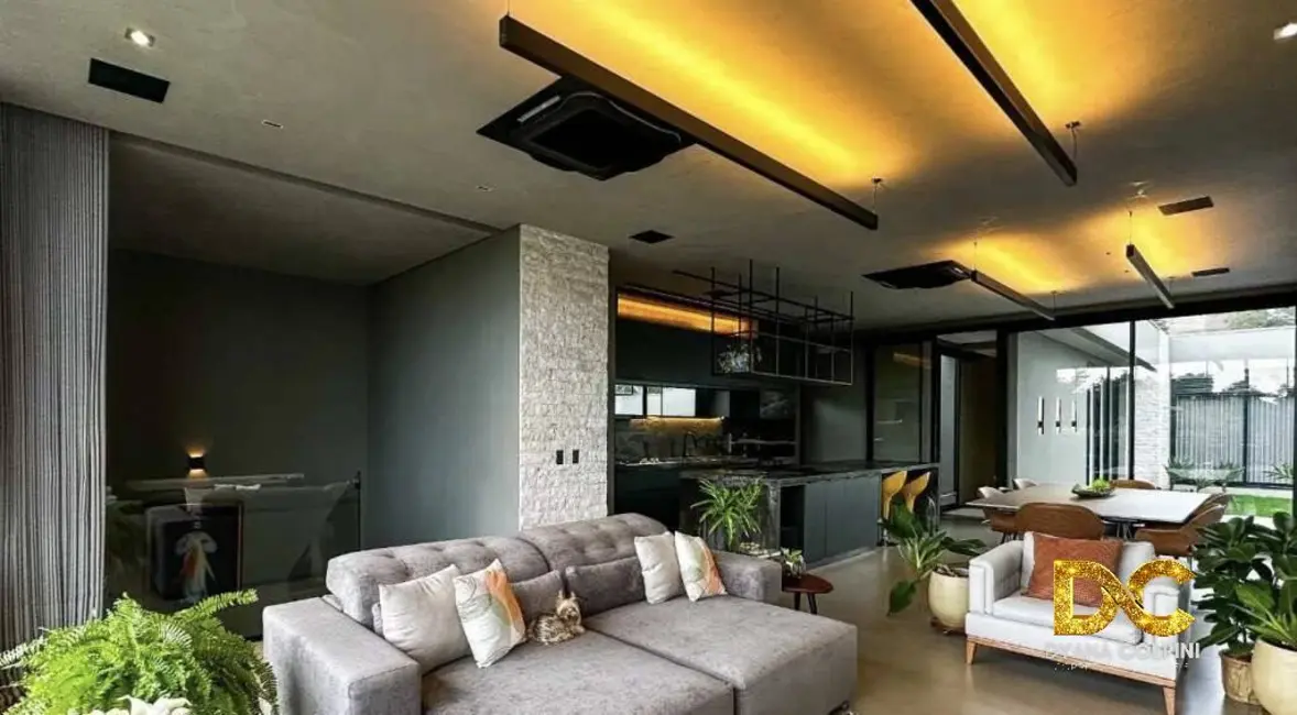 Casa de Condomínio com 4 quartos à venda, 371m2 em Ribeirão do Lipa, Cuiaba - MT - imagem 9 Foto 9 de Casa de Condomínio com 4 quartos à venda, 371m2 em Ribeirão do Lipa, Cuiaba - MT