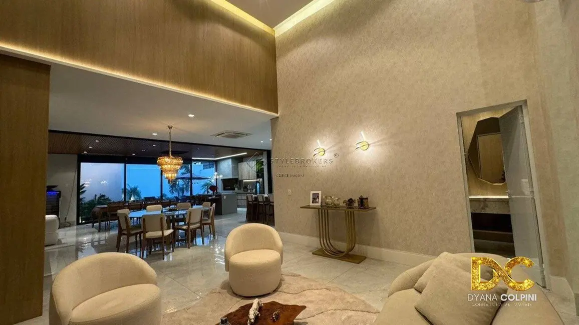 Casa de Condomínio com 4 quartos à venda, 417m2 em Cuiaba - MT - imagem 4 Foto 4 de Casa de Condomínio com 4 quartos à venda, 417m2 em Cuiaba - MT