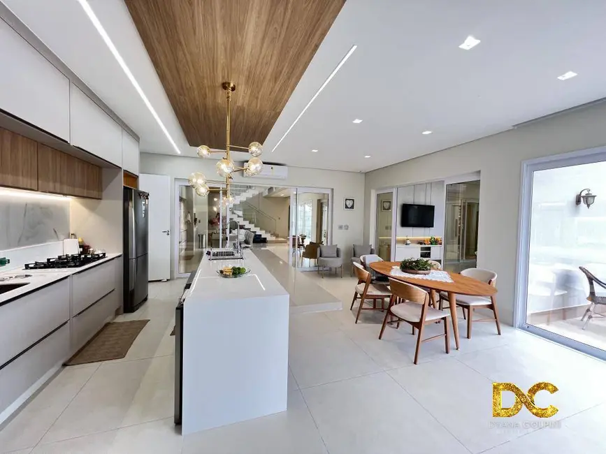 Foto 5 de Casa de Condomínio com 4 quartos à venda, 478m2 em Morada dos Nobres, Cuiaba - MT