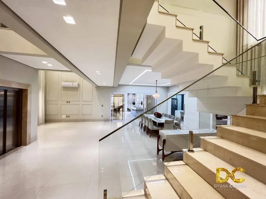 Foto 1 de Casa de Condomínio com 4 quartos à venda, 478m2 em Morada dos Nobres, Cuiaba - MT