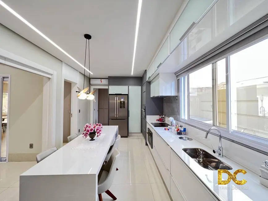 Foto 4 de Casa de Condomínio com 4 quartos à venda, 478m2 em Morada dos Nobres, Cuiaba - MT