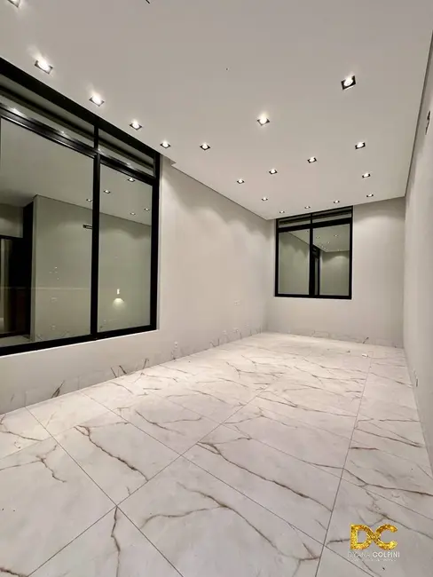 Casa de Condomínio com 4 quartos à venda, 283m2 em Santa Rosa, Cuiaba - MT - imagem 3 Foto 3 de Casa de Condomínio com 4 quartos à venda, 283m2 em Santa Rosa, Cuiaba - MT