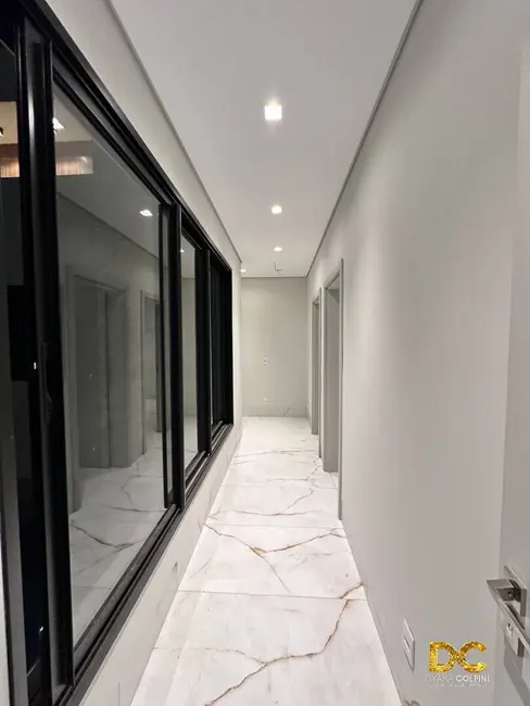 Casa de Condomínio com 4 quartos à venda, 283m2 em Santa Rosa, Cuiaba - MT - imagem 8 Foto 8 de Casa de Condomínio com 4 quartos à venda, 283m2 em Santa Rosa, Cuiaba - MT