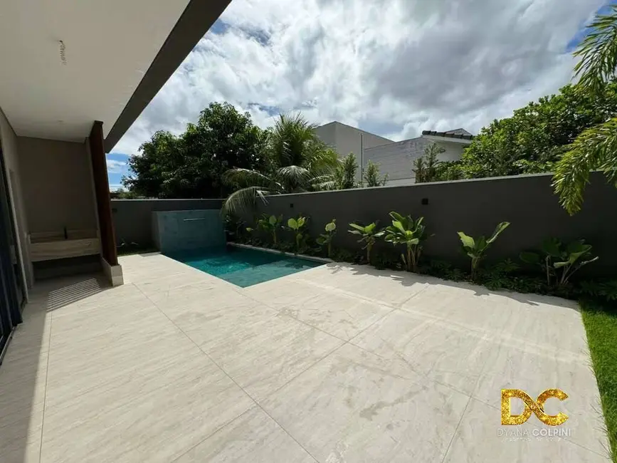 Casa de Condomínio com 4 quartos à venda, 419m2 em Condomínio Florais Cuiabá Residencial, Cuiaba - MT - imagem 3 Foto 3 de Casa de Condomínio com 4 quartos à venda, 419m2 em Condomínio Florais Cuiabá Residencial, Cuiaba - MT