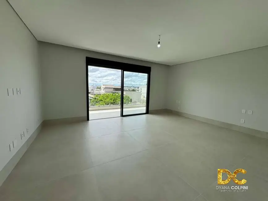 Casa de Condomínio com 4 quartos à venda, 419m2 em Condomínio Florais Cuiabá Residencial, Cuiaba - MT - imagem 9 Foto 9 de Casa de Condomínio com 4 quartos à venda, 419m2 em Condomínio Florais Cuiabá Residencial, Cuiaba - MT