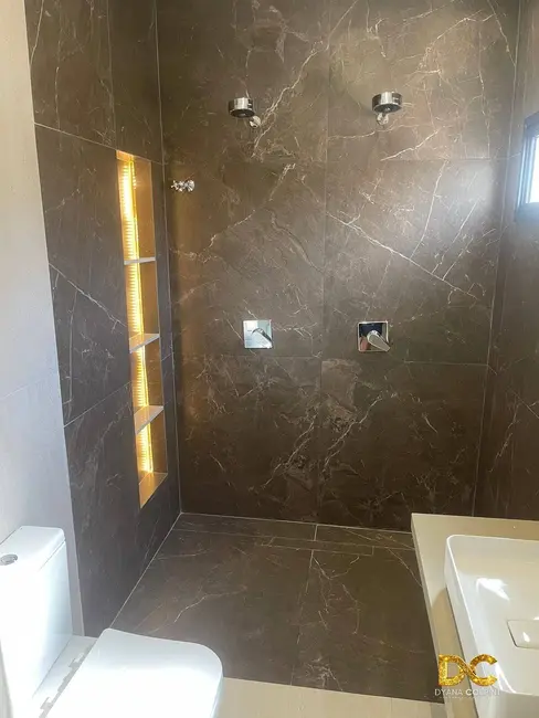 Foto 5 de Casa de Condomínio com 3 quartos à venda, 230m2 em Petrópolis, Varzea Grande - MT