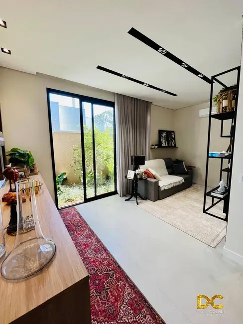 Casa de Condomínio com 3 quartos à venda, 204m2 em Jardim Itália, Cuiaba - MT - imagem 5 Foto 5 de Casa de Condomínio com 3 quartos à venda, 204m2 em Jardim Itália, Cuiaba - MT