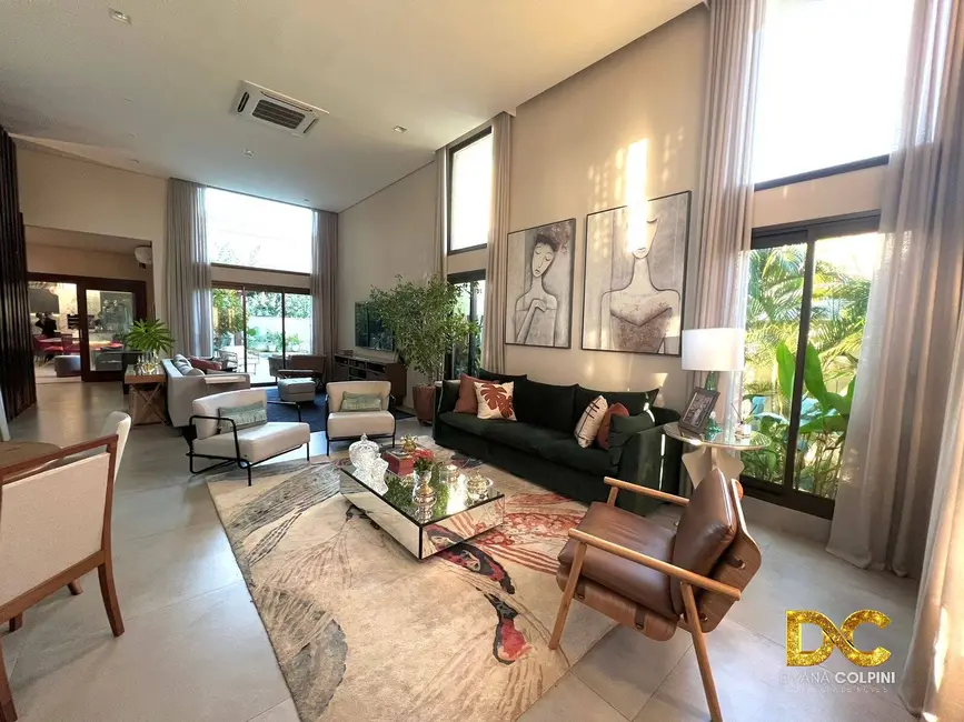 Foto 1 de Casa de Condomínio com 4 quartos à venda, 534m2 em Ribeirão do Lipa, Cuiaba - MT