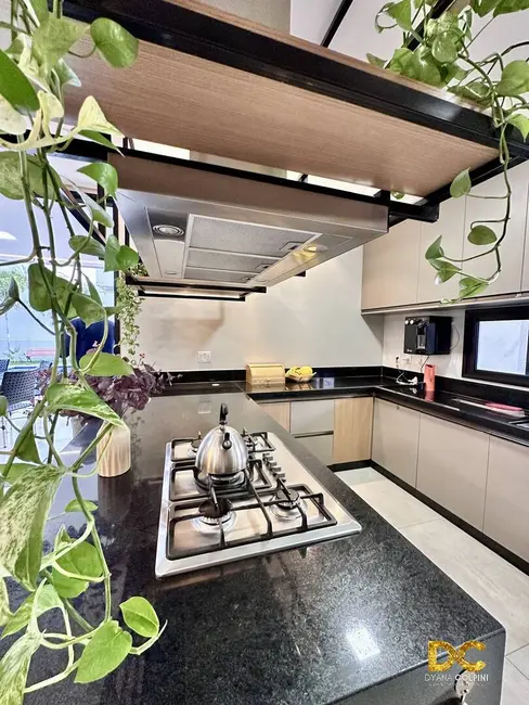 Casa de Condomínio com 5 quartos à venda e para alugar, 343m2 em Jardim Itália, Cuiaba - MT - imagem 8 Foto 8 de Casa de Condomínio com 5 quartos à venda e para alugar, 343m2 em Jardim Itália, Cuiaba - MT