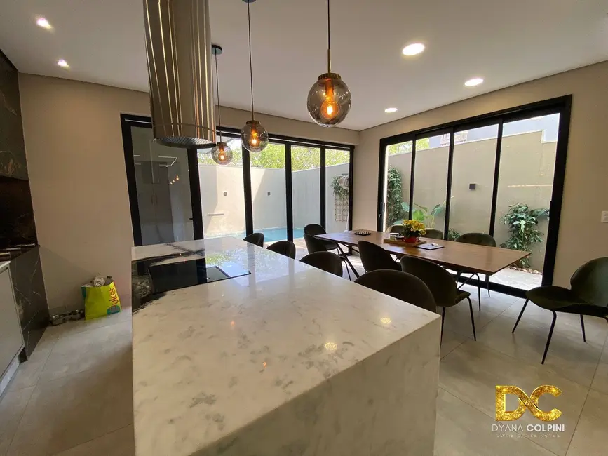 Casa de Condomínio com 4 quartos à venda, 264m2 em Cuiaba - MT - imagem 5 Foto 5 de Casa de Condomínio com 4 quartos à venda, 264m2 em Cuiaba - MT