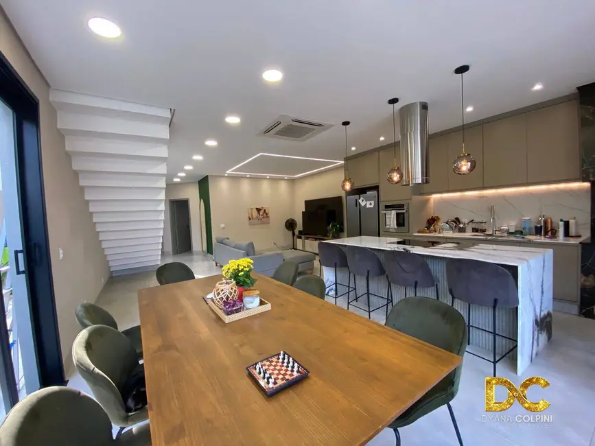 Casa de Condomínio com 4 quartos à venda, 264m2 em Cuiaba - MT - imagem 6 Foto 6 de Casa de Condomínio com 4 quartos à venda, 264m2 em Cuiaba - MT