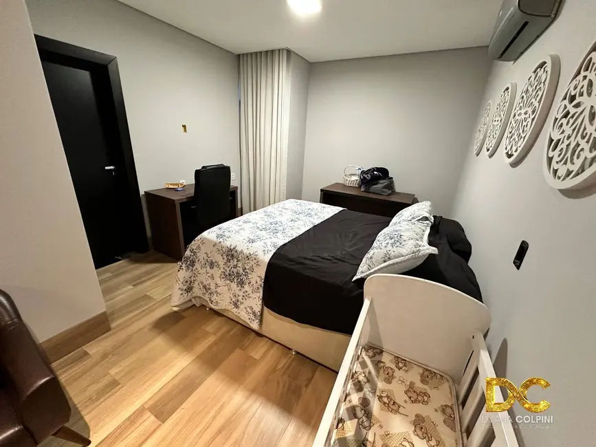 Casa de Condomínio com 3 quartos à venda, 463m2 em Cuiaba - MT - imagem 9 Foto 9 de Casa de Condomínio com 3 quartos à venda, 463m2 em Cuiaba - MT