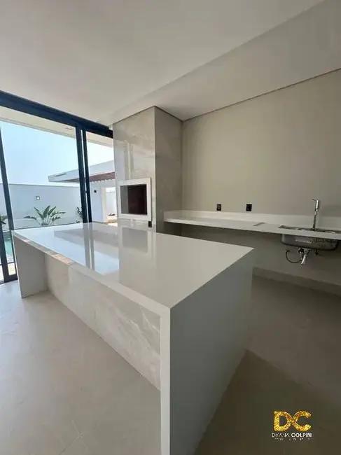 Casa de Condomínio com 4 quartos à venda, 394m2 em Morada dos Nobres, Cuiaba - MT - imagem 9 Foto 9 de Casa de Condomínio com 4 quartos à venda, 394m2 em Morada dos Nobres, Cuiaba - MT