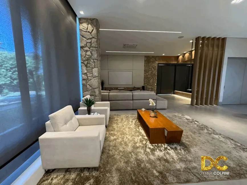 Casa de Condomínio com 4 quartos à venda, 540m2 em Condomínio Florais Cuiabá Residencial, Cuiaba - MT - imagem 3 Foto 3 de Casa de Condomínio com 4 quartos à venda, 540m2 em Condomínio Florais Cuiabá Residencial, Cuiaba - MT