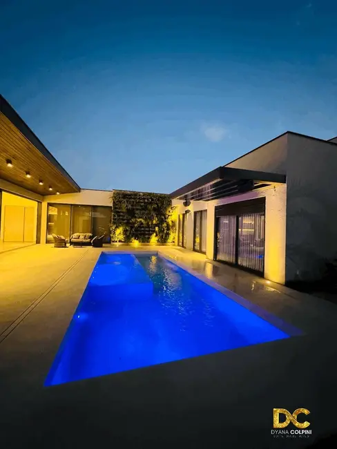 Casa de Condomínio com 4 quartos à venda, 540m2 em Condomínio Florais Cuiabá Residencial, Cuiaba - MT - imagem 9 Foto 9 de Casa de Condomínio com 4 quartos à venda, 540m2 em Condomínio Florais Cuiabá Residencial, Cuiaba - MT