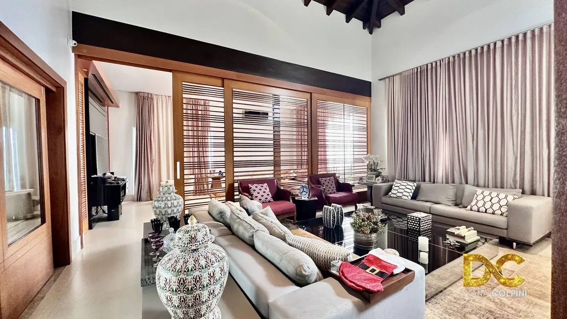 Casa de Condomínio com 4 quartos à venda, 522m2 em Ribeirão do Lipa, Cuiaba - MT - imagem 4 Foto 4 de Casa de Condomínio com 4 quartos à venda, 522m2 em Ribeirão do Lipa, Cuiaba - MT