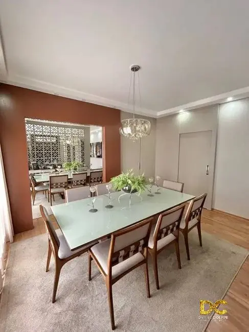 Foto 3 de Casa de Condomínio com 3 quartos à venda, 243m2 em Condomínio Florais Cuiabá Residencial, Cuiaba - MT