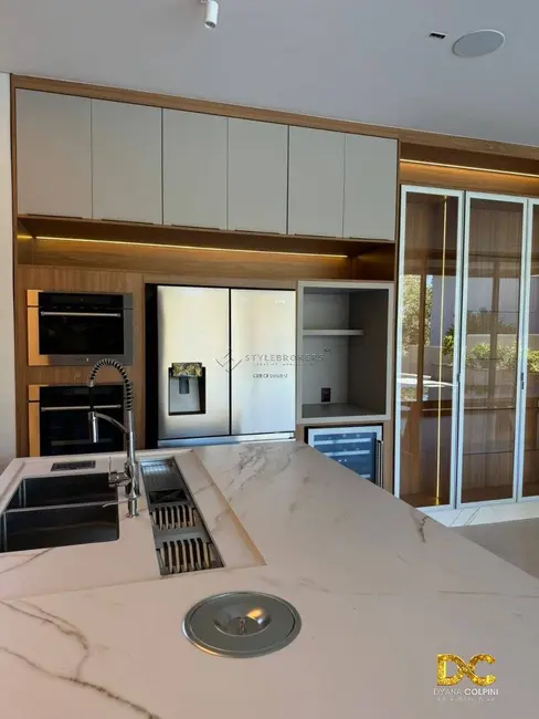 Casa de Condomínio com 4 quartos à venda, 470m2 em Condomínio Florais Cuiabá Residencial, Cuiaba - MT - imagem 4 Foto 4 de Casa de Condomínio com 4 quartos à venda, 470m2 em Condomínio Florais Cuiabá Residencial, Cuiaba - MT