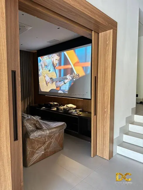 Casa de Condomínio com 4 quartos à venda, 470m2 em Condomínio Florais Cuiabá Residencial, Cuiaba - MT - imagem 5 Foto 5 de Casa de Condomínio com 4 quartos à venda, 470m2 em Condomínio Florais Cuiabá Residencial, Cuiaba - MT