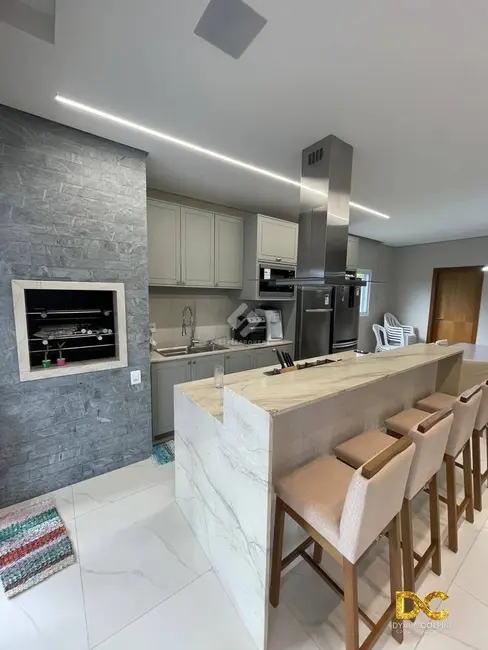 Foto 3 de Casa de Condomínio com 3 quartos à venda, 176m2 em Cuiaba - MT