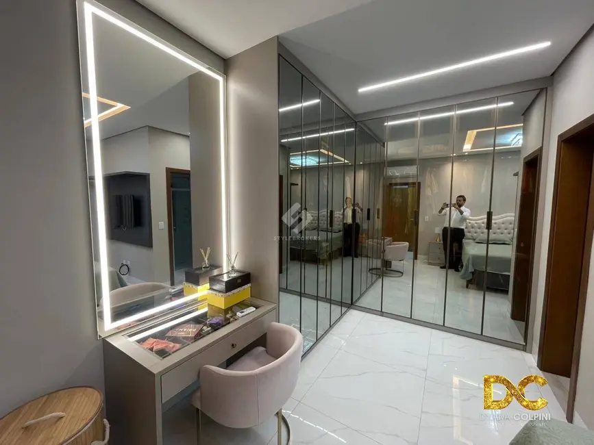 Foto 8 de Casa de Condomínio com 3 quartos à venda, 176m2 em Cuiaba - MT