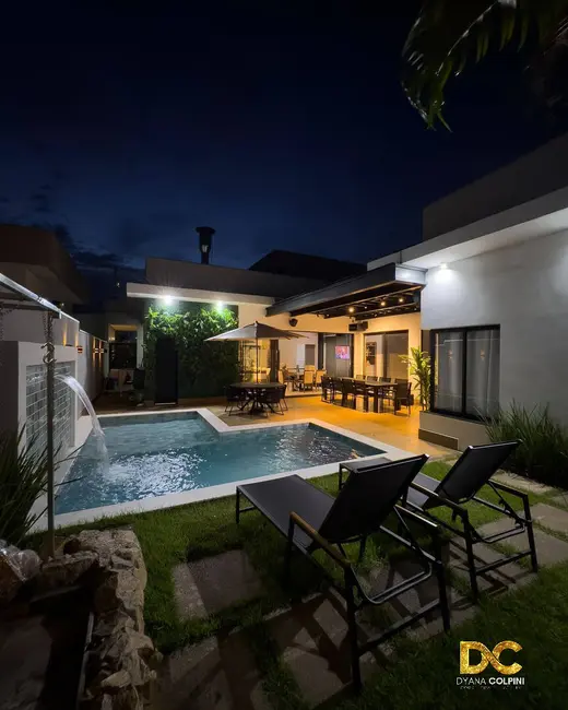 Foto 2 de Casa de Condomínio com 3 quartos à venda, 215m2 em Cuiaba - MT