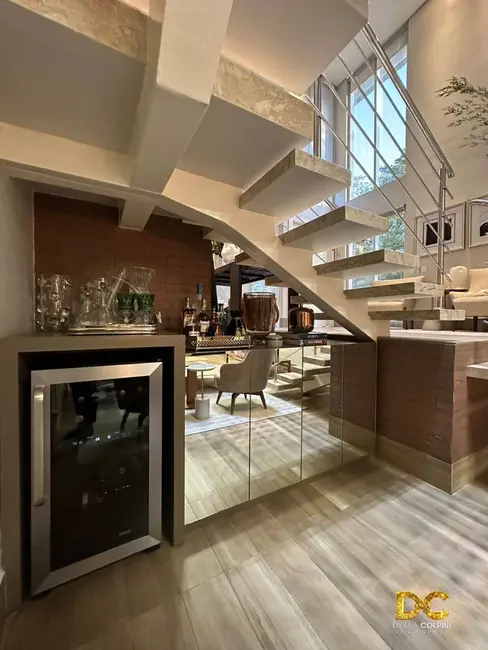 Casa de Condomínio com 4 quartos à venda, 323m2 em Jardim Itália, Cuiaba - MT - imagem 8 Foto 8 de Casa de Condomínio com 4 quartos à venda, 323m2 em Jardim Itália, Cuiaba - MT