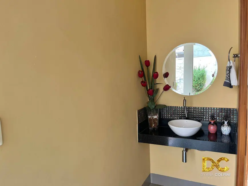 Casa de Condomínio com 3 quartos à venda, 303m2 em Condomínio Florais Cuiabá Residencial, Cuiaba - MT - imagem 9 Foto 9 de Casa de Condomínio com 3 quartos à venda, 303m2 em Condomínio Florais Cuiabá Residencial, Cuiaba - MT