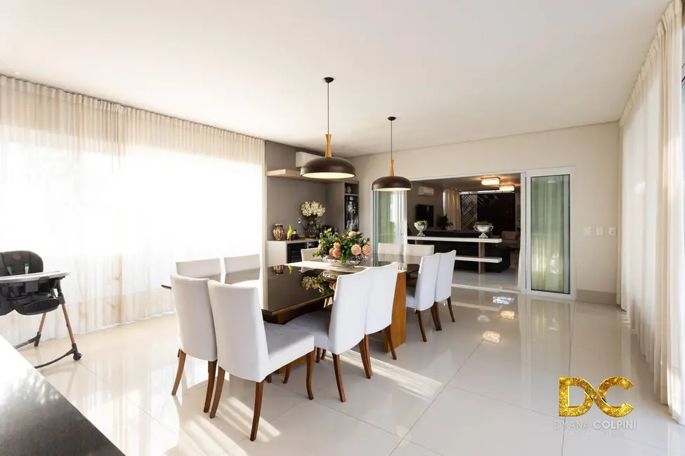 Foto 7 de Casa de Condomínio com 4 quartos à venda, 462m2 em Condomínio Florais Cuiabá Residencial, Cuiaba - MT