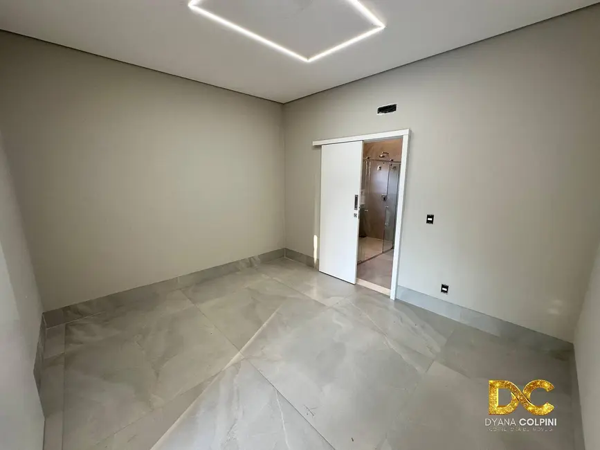 Casa de Condomínio com 4 quartos à venda, 284m2 em Jardim Itália, Cuiaba - MT - imagem 7 Foto 7 de Casa de Condomínio com 4 quartos à venda, 284m2 em Jardim Itália, Cuiaba - MT