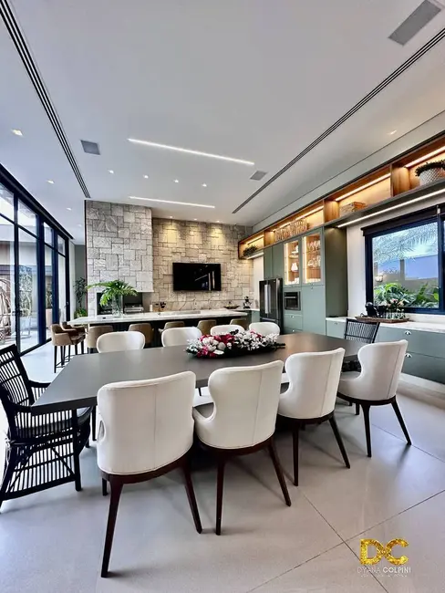 Foto 9 de Casa de Condomínio com 4 quartos à venda, 386m2 em Morada dos Nobres, Cuiaba - MT