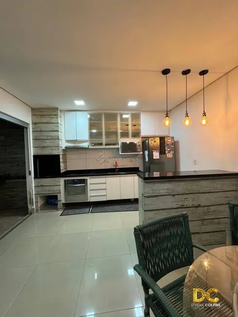 Casa de Condomínio com 3 quartos à venda em Santa Cruz, Cuiaba - MT - imagem 8 Foto 8 de Casa de Condomínio com 3 quartos à venda em Santa Cruz, Cuiaba - MT