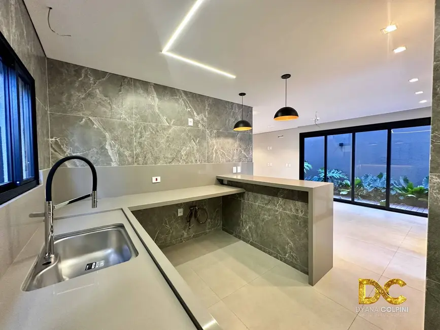 Casa de Condomínio com 5 quartos à venda, 283m2 em Morada dos Nobres, Cuiaba - MT - imagem 9 Foto 9 de Casa de Condomínio com 5 quartos à venda, 283m2 em Morada dos Nobres, Cuiaba - MT