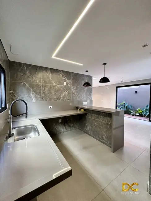 Casa de Condomínio com 5 quartos à venda, 283m2 em Morada dos Nobres, Cuiaba - MT - imagem 8 Foto 8 de Casa de Condomínio com 5 quartos à venda, 283m2 em Morada dos Nobres, Cuiaba - MT