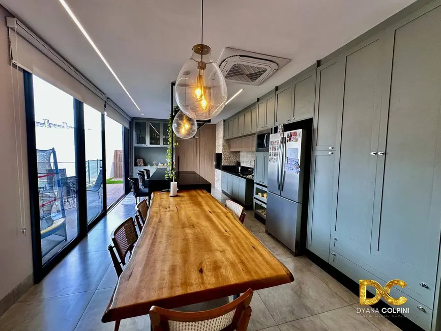 Casa de Condomínio com 4 quartos à venda e para alugar, 259m2 em Cuiaba - MT - imagem 4 Foto 4 de Casa de Condomínio com 4 quartos à venda e para alugar, 259m2 em Cuiaba - MT