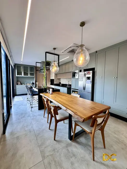 Casa de Condomínio com 4 quartos à venda e para alugar, 259m2 em Cuiaba - MT - imagem 9 Foto 9 de Casa de Condomínio com 4 quartos à venda e para alugar, 259m2 em Cuiaba - MT