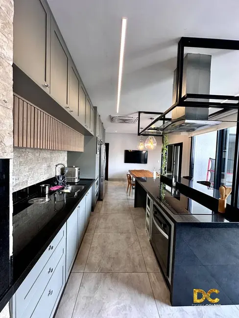 Casa de Condomínio com 4 quartos à venda e para alugar, 259m2 em Cuiaba - MT - imagem 8 Foto 8 de Casa de Condomínio com 4 quartos à venda e para alugar, 259m2 em Cuiaba - MT