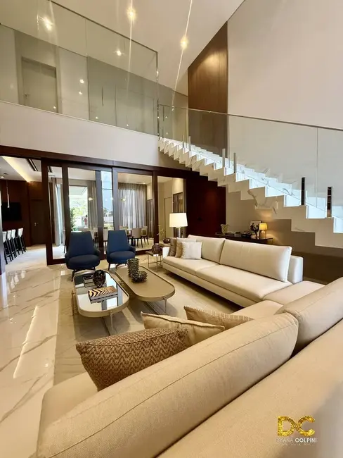 Casa de Condomínio com 5 quartos à venda, 548m2 em Morada dos Nobres, Cuiaba - MT - imagem 5 Foto 5 de Casa de Condomínio com 5 quartos à venda, 548m2 em Morada dos Nobres, Cuiaba - MT