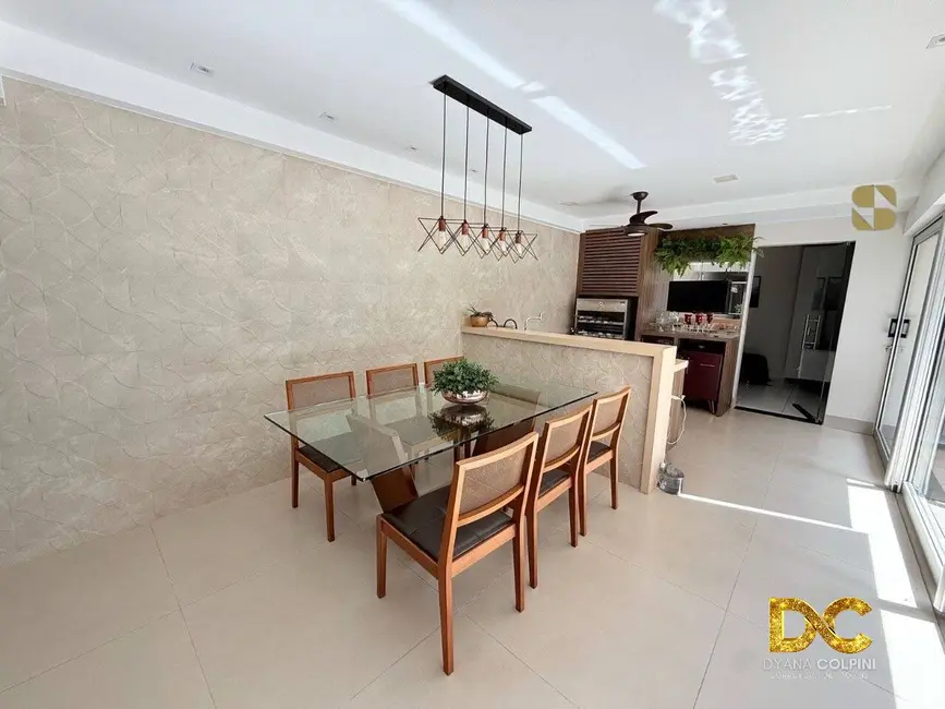 Casa de Condomínio com 3 quartos à venda, 202m2 em Ribeirão do Lipa, Cuiaba - MT - imagem 3 Foto 3 de Casa de Condomínio com 3 quartos à venda, 202m2 em Ribeirão do Lipa, Cuiaba - MT